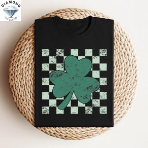 Retro Shamrock Cute St Patricks Day Shirt